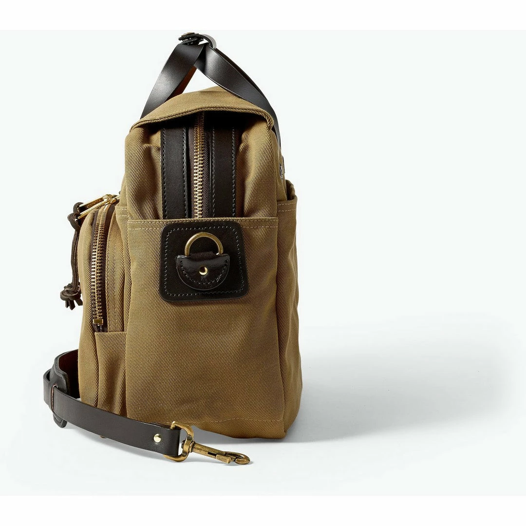 Filson Camp & Hike Rugged Twill Padded Computer Bag 13 Filson Camp & Hike Rugged Twill Padded Computer Bag