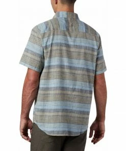 Columbia Men's Under Exposure Yarn-Dye Short Sleeve Shirt - Clearance