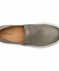 OluKai Women's Pehuea