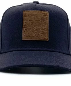 The Normal Brand Line Dart Front Cap
