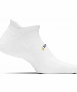 Feetures! High Performance Cushion No Show Tab Socks Men