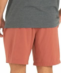 Free Fly Men's Lined Breeze Short - 7.5