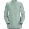 Arc'teryx Women's Motus AR Crew New Arrivals 1 Arc'teryx Women's Motus AR Crew New Arrivals