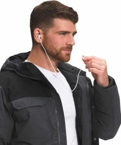 The North Face Men's Gotham Jacket III 8 The North Face Men's Gotham Jacket III