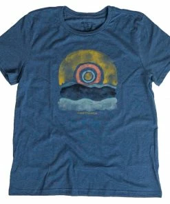 Fayettechill Women's Nachi Sunset Short Sleeve Tee