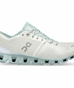 On Running Women's Cloud X