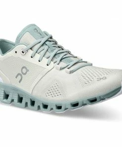 On Running Women's Cloud X