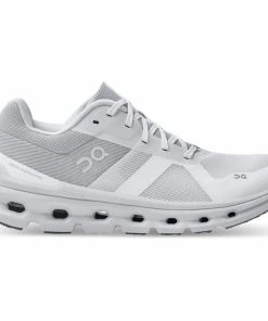 On Running Women's Cloudrunner