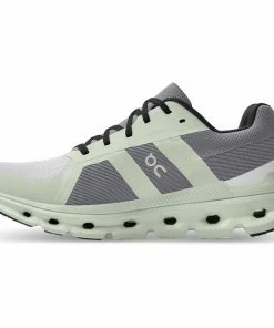 On Running Women's Cloudrunner