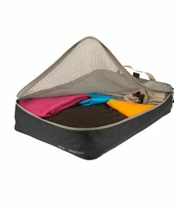 Sea To Summit Travelling Light Garment Mesh Bag - Large 8 Sea To Summit Travelling Light Garment Mesh Bag - Large