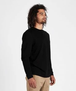 Vuori Men's Long Sleeve Ever Henley