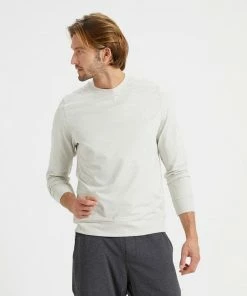 Vuori Men's Ponto Performance Crew 33 Vuori Men's Ponto Performance Crew