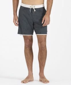 Vuori Men's Cruise Boardshort