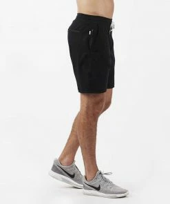 Vuori Men's Ponto Short