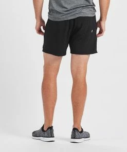 Vuori Men's Kore Short 5