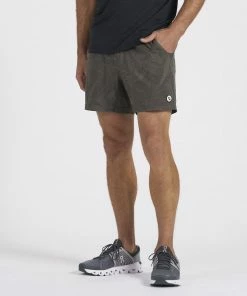 Vuori Men's Kore Short 5