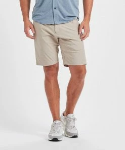 Vuori Men's Aim Short