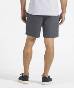 Vuori Men's Aim Short
