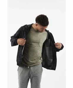 Vuori Men's Outdoor Trainer Shell