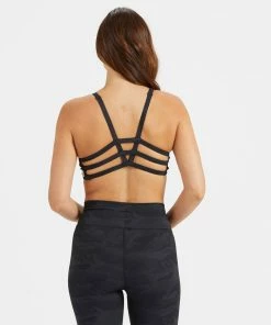 Vuori Women's Yosemite Bra