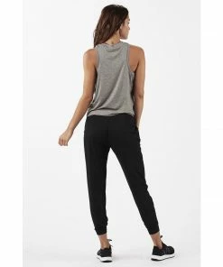 Vuori Women's Energy Top