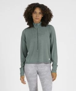Vuori Women's Crescent 1/2 Zip