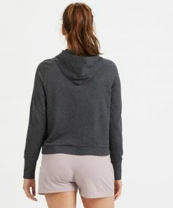 Vuori Women's Halo Essential Hoodie