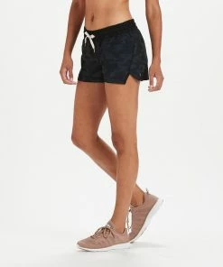 Vuori Women's Clementine Short