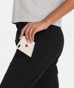 Vuori Women's Wayfarer Pant 9 Vuori Women's Wayfarer Pant