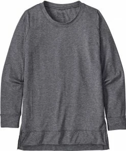 Patagonia Women's Long-Sleeved Glorya Side Slit Top