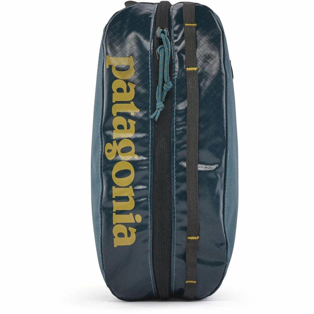Patagonia Black Hole Cube - Medium 16 Patagonia Black Hole Cube - Medium