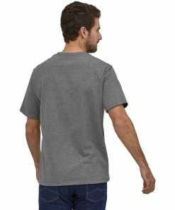 Patagonia Men's P-6 Label Pocket Responsibili-Tee