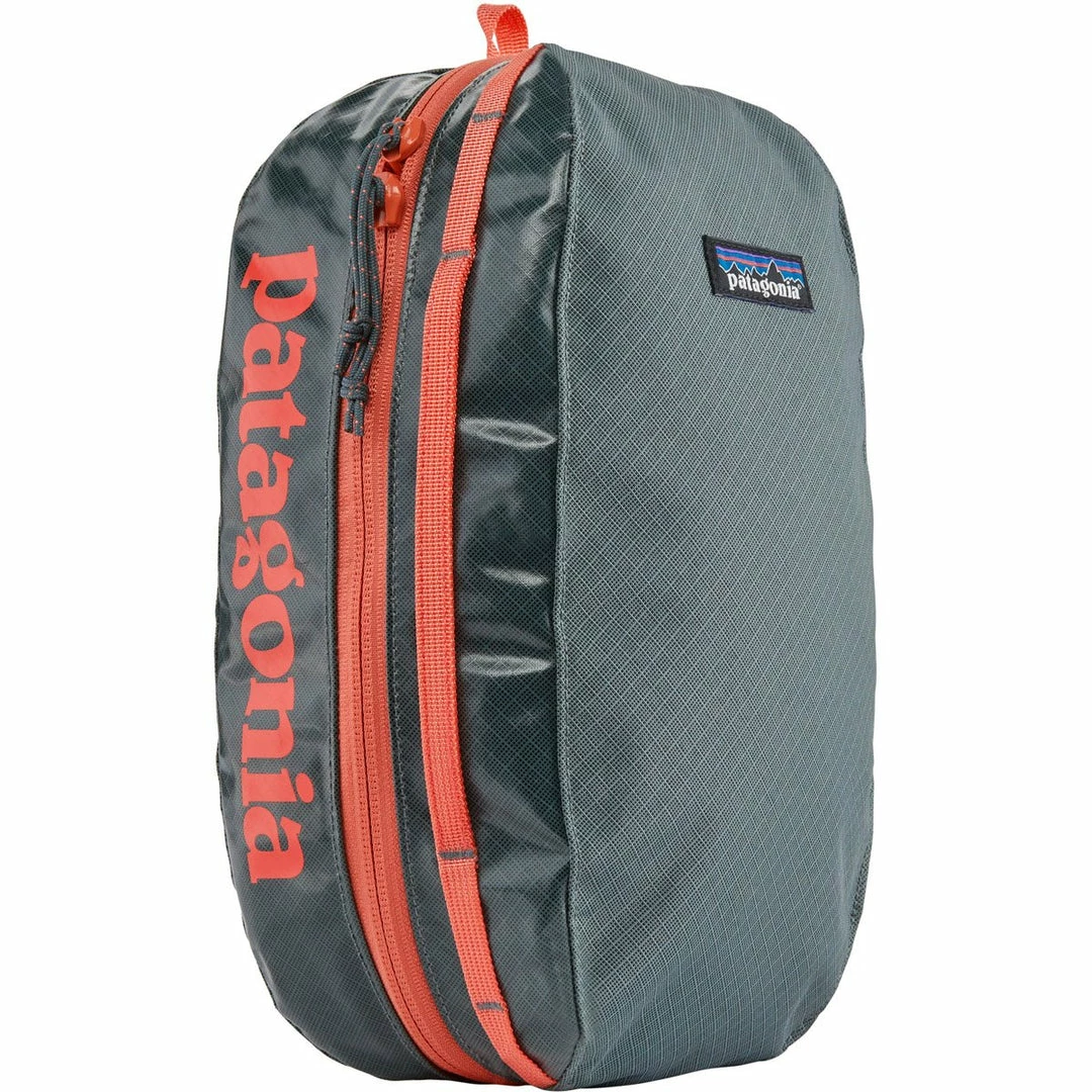 Patagonia Black Hole Cube - Medium 13 Patagonia Black Hole Cube - Medium