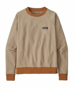 Patagonia Women's P-6 Label Organic Crew Sweatshirt 23 Patagonia Women's P-6 Label Organic Crew Sweatshirt