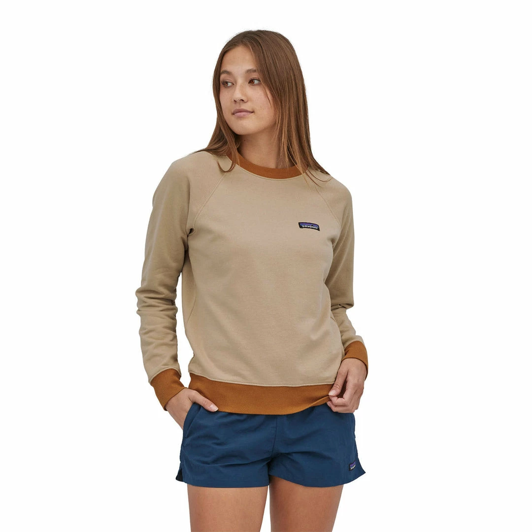 Patagonia Women's P-6 Label Organic Crew Sweatshirt 13 Patagonia Women's P-6 Label Organic Crew Sweatshirt