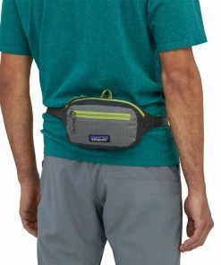 Patagonia Camp & Hike Ultralight Black Hole Mini Hip Pack 1L