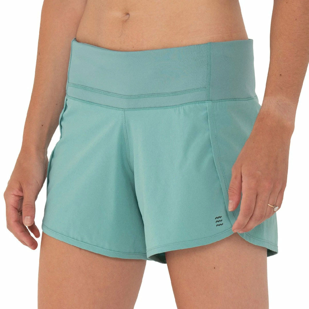 Free Fly Women's Bamboo-Lined Breeze Short 18 Free Fly Women's Bamboo-Lined Breeze Short