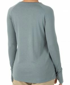 Free Fly Women's Bamboo Weekender Long Sleeve 18 Free Fly Women's Bamboo Weekender Long Sleeve