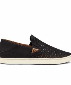 OluKai Women's Pehuea