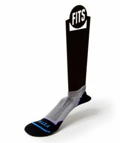 FITS Women's Ultra Light Runner No Show Socks