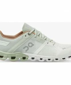 On Running Women's Cloudflow 42 On Running Women's Cloudflow