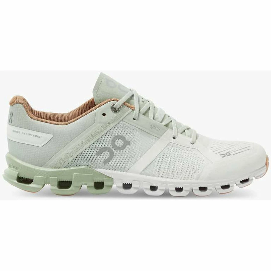 On Running Women's Cloudflow 8 On Running Women's Cloudflow