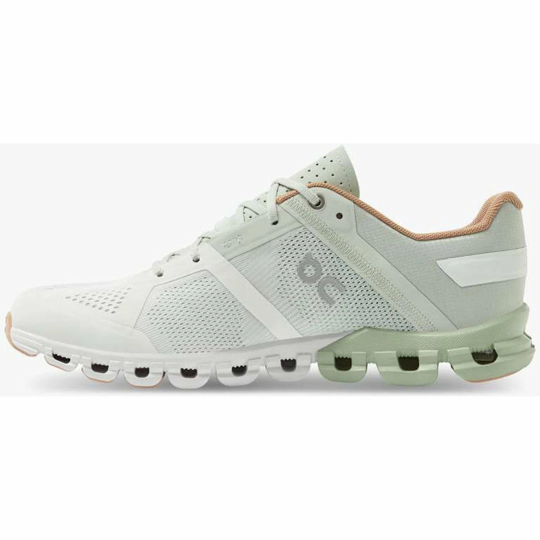 On Running Women's Cloudflow 11 On Running Women's Cloudflow