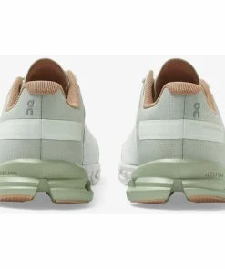 On Running Women's Cloudflow 46 On Running Women's Cloudflow