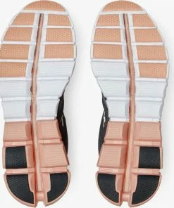 On Running Women's Cloudflow 49 On Running Women's Cloudflow