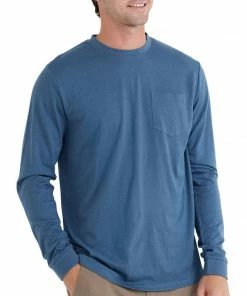 Free Fly Men's Bamboo Heritage Pocket Long Sleeve