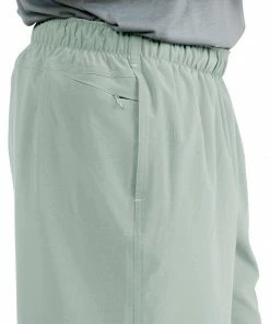 Free Fly Men's Lined Breeze Short - 7.5