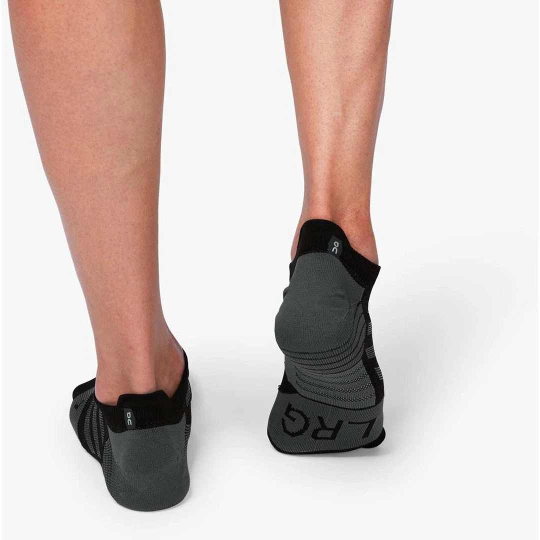 On Running Men's Low Sock 5 On Running Men's Low Sock