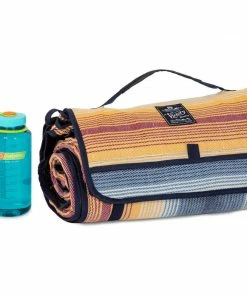 NEMO Equipment Camp & Hike Victory Blanket